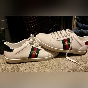 Sneakers Inspired by GG